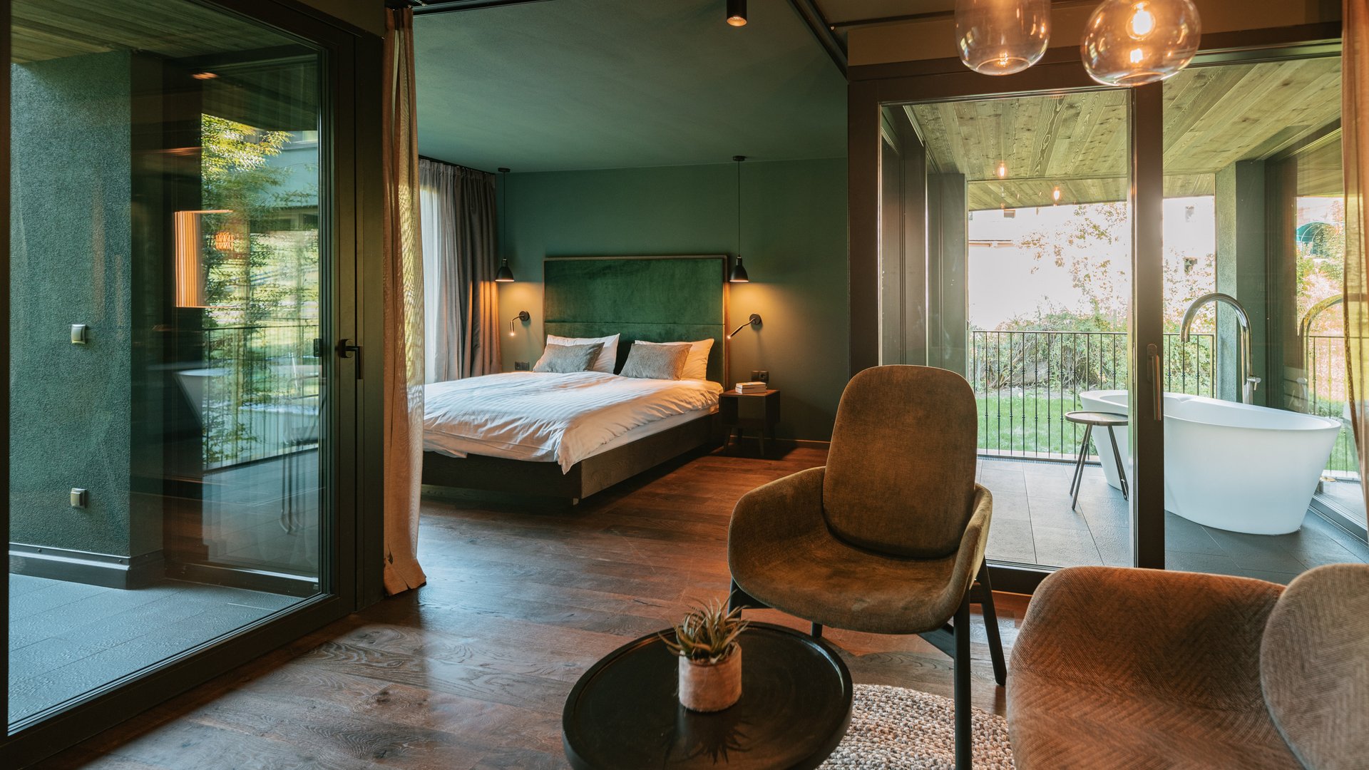 FLORIS Green Suites FLORIS Green Suites