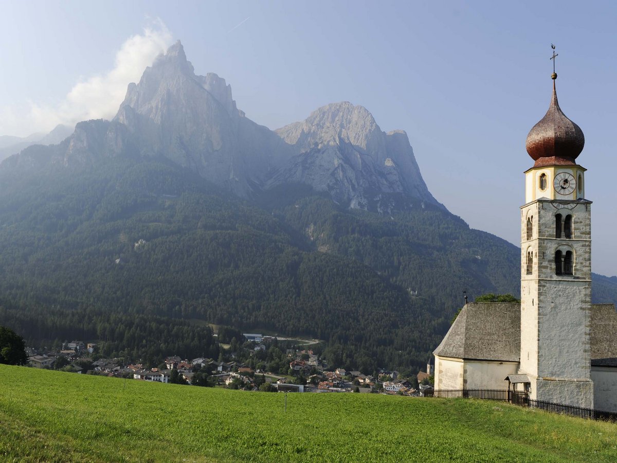 Kirche St. Valentin Kirche St. Valentin